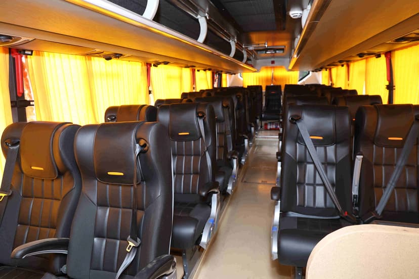 Volvo Bus Image 2